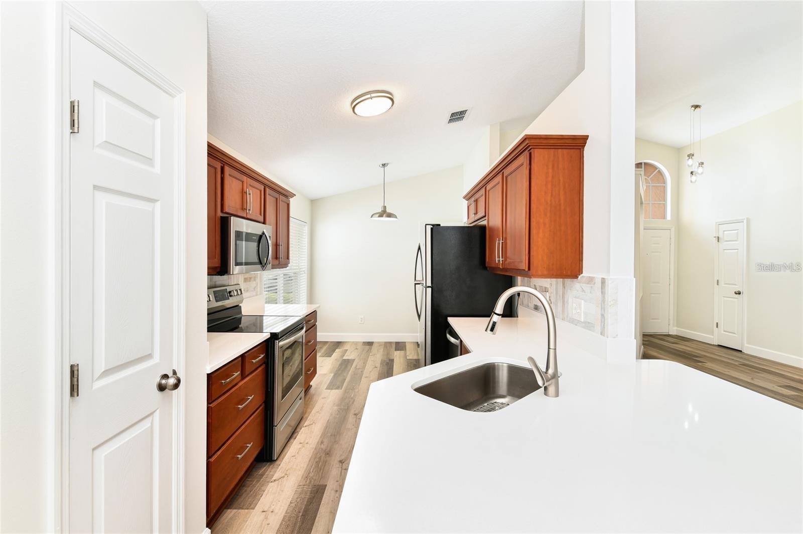 1820 BURCHSTONE DR, ORLANDO, FL — photo 10