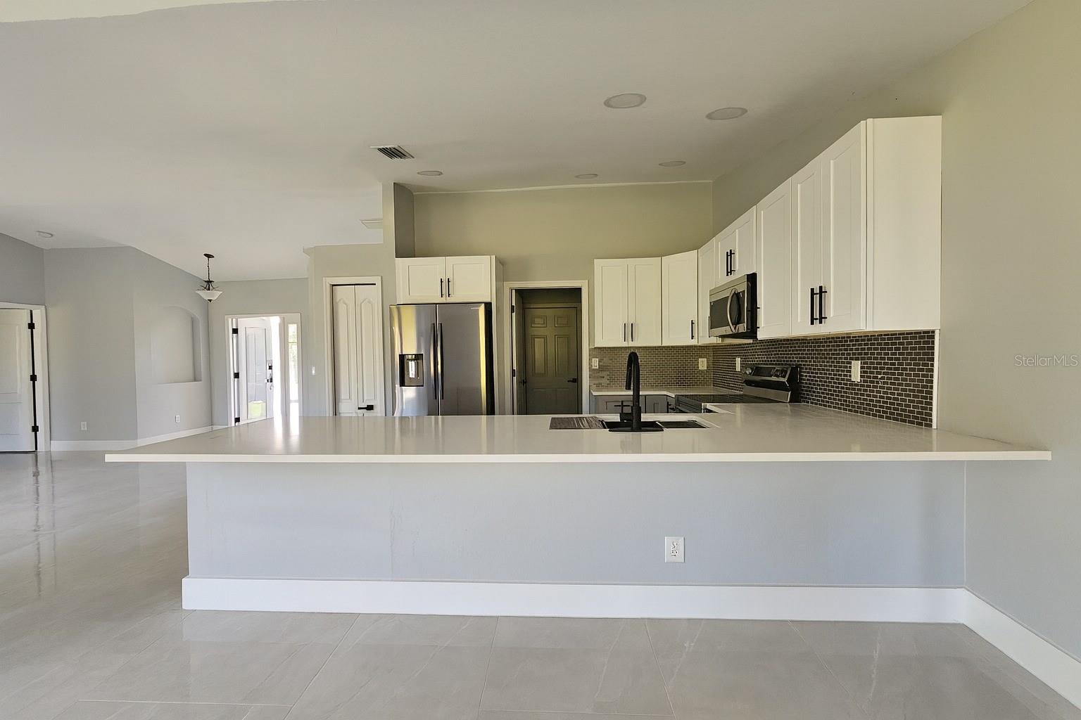 116 RIDGEMONT DR, LEHIGH ACRES, FL — photo 9
