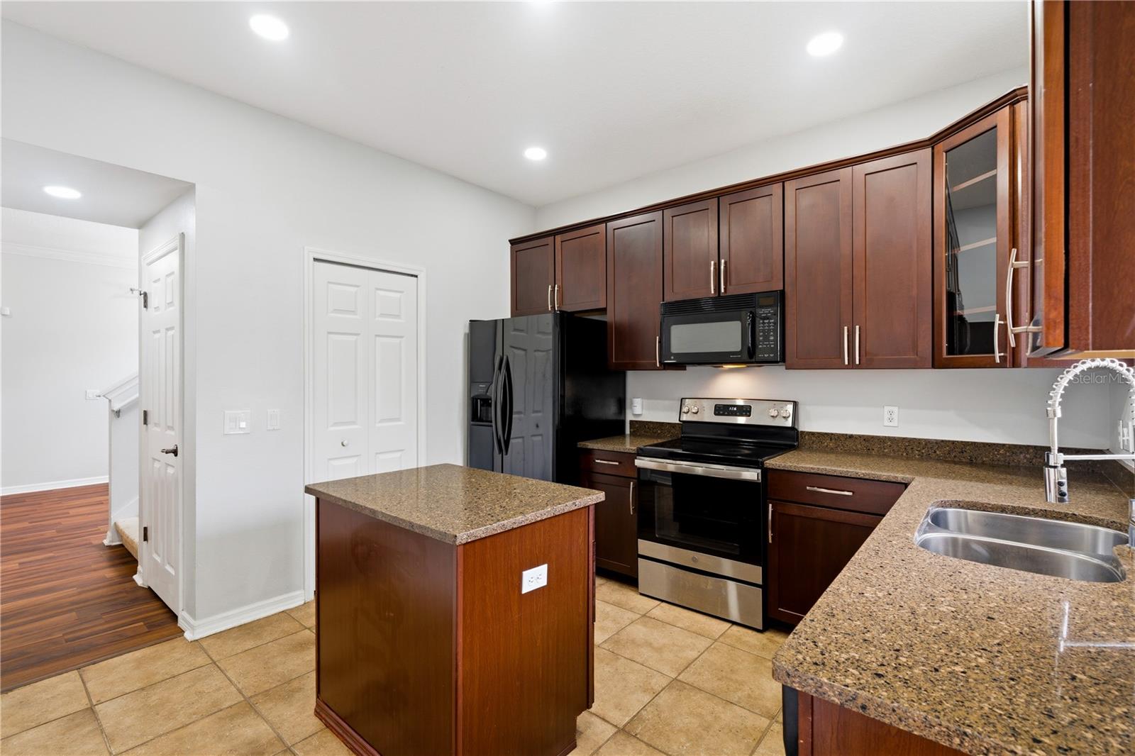 6364 LAKE SMITH CIR, WINDERMERE, FL — photo 15