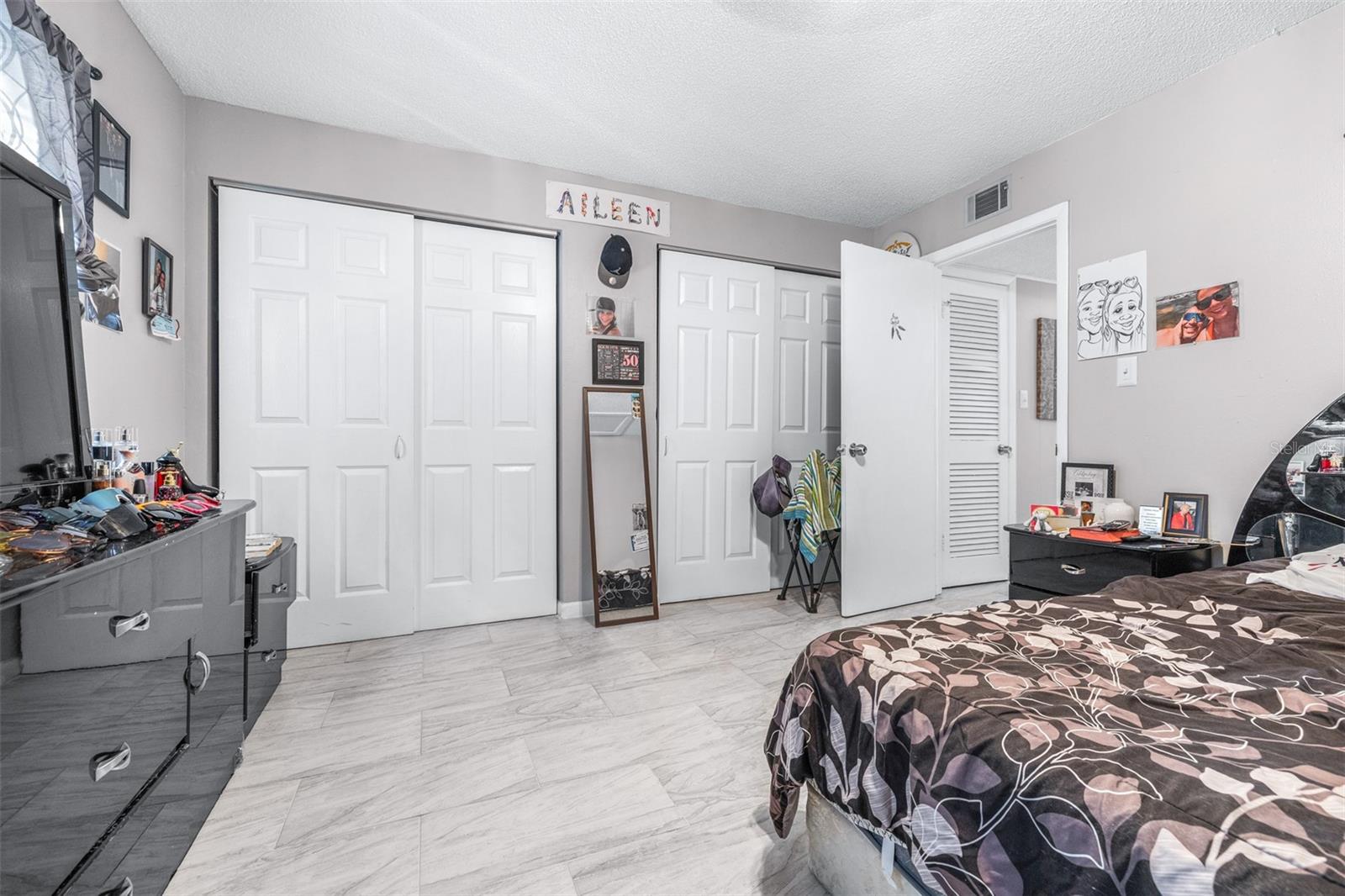5901 GIBSON AVE, TAMPA, FL — photo 33