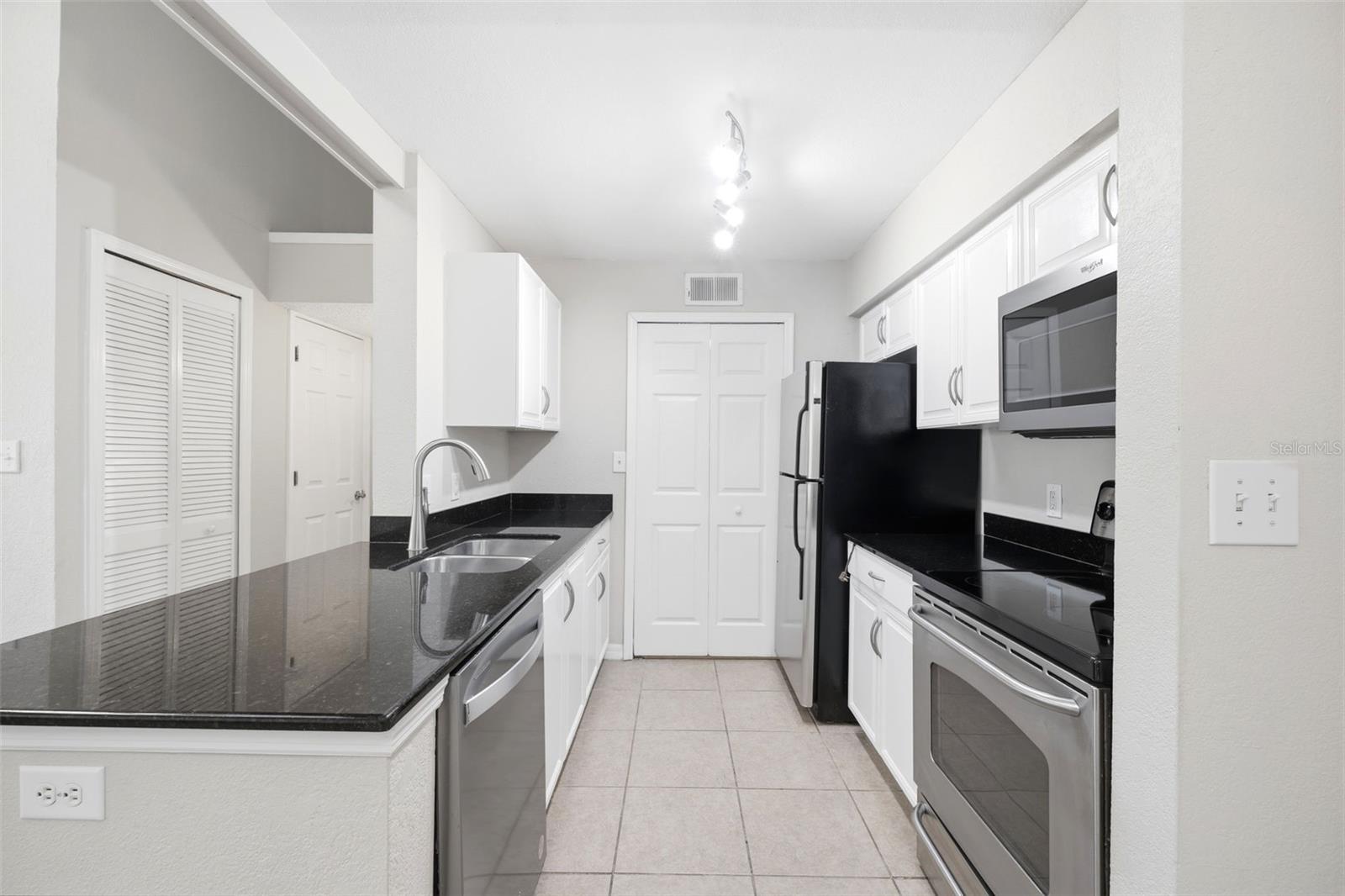 3274 HAVILAND CT #201, PALM HARBOR, FL — photo 15