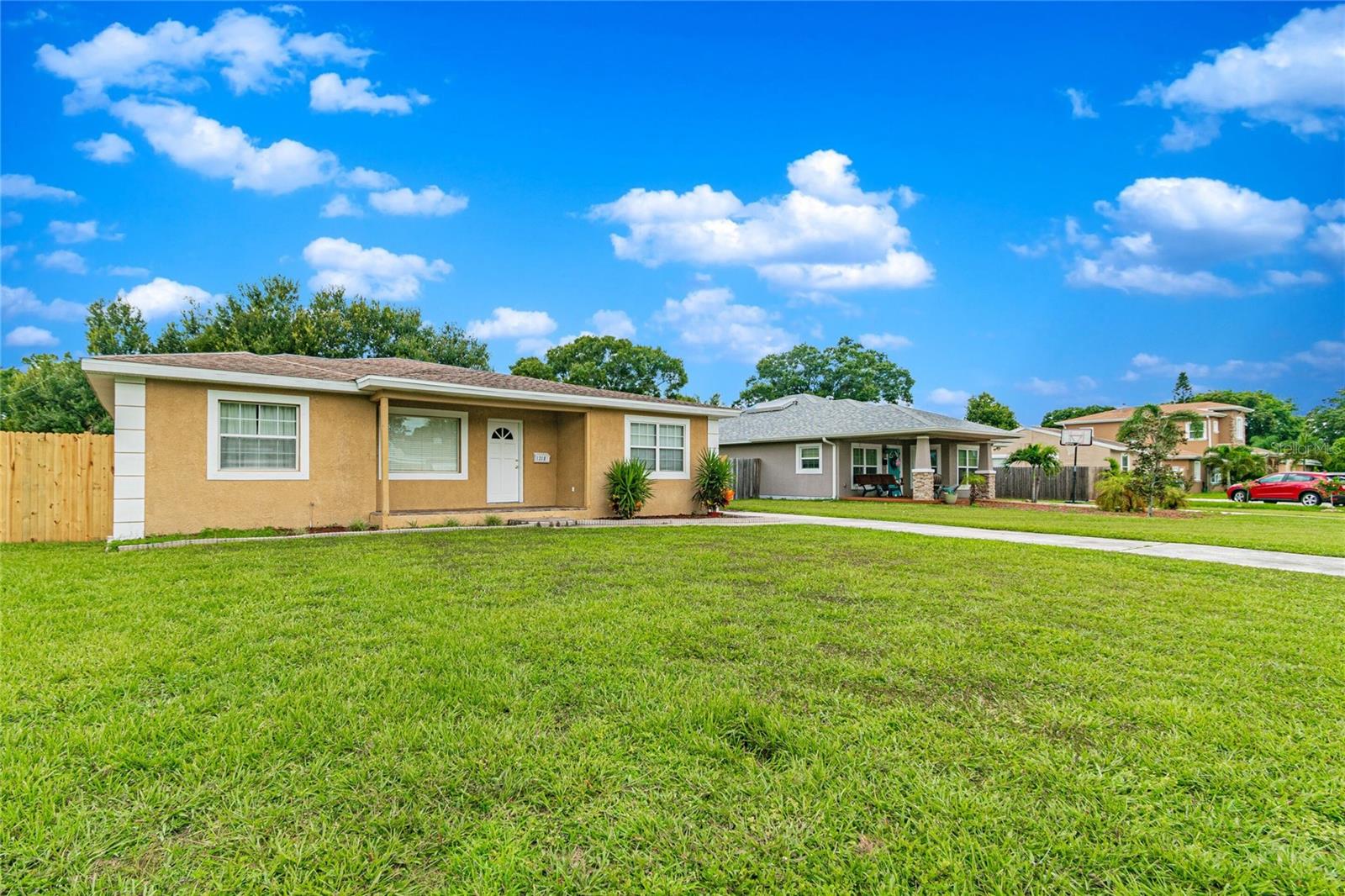 1318 59TH ST N, ST PETERSBURG, FL — photo 3