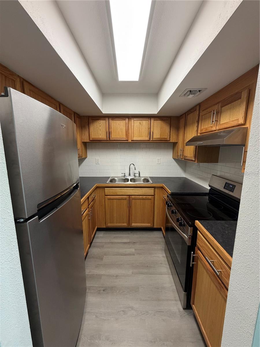 21287 GERTRUDE AVE #208, PORT CHARLOTTE, FL — photo 4
