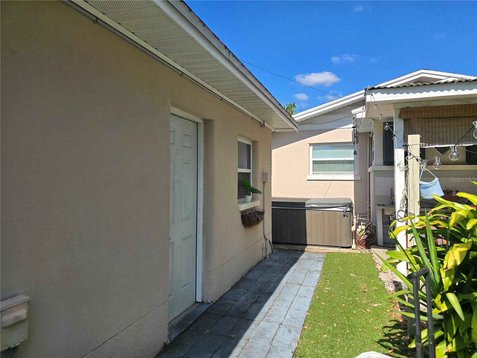 2306 W SAINT JOSEPH ST, TAMPA, FL — photo 12