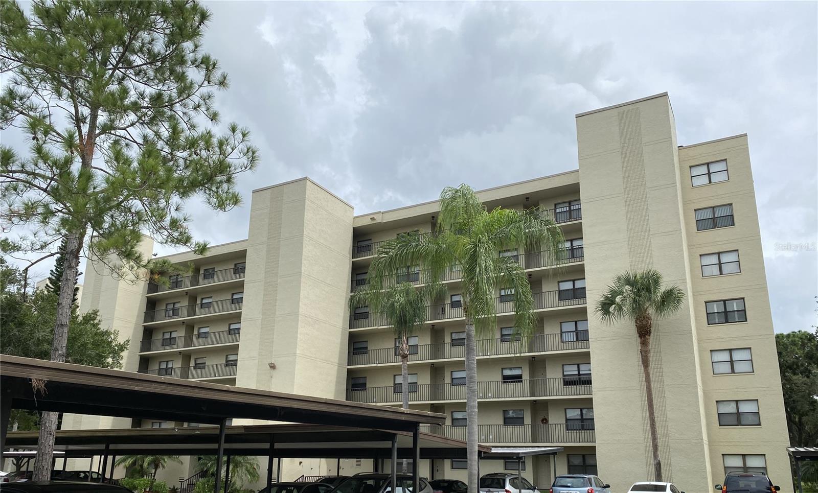 800 COVE CAY DR #5D, CLEARWATER, FL