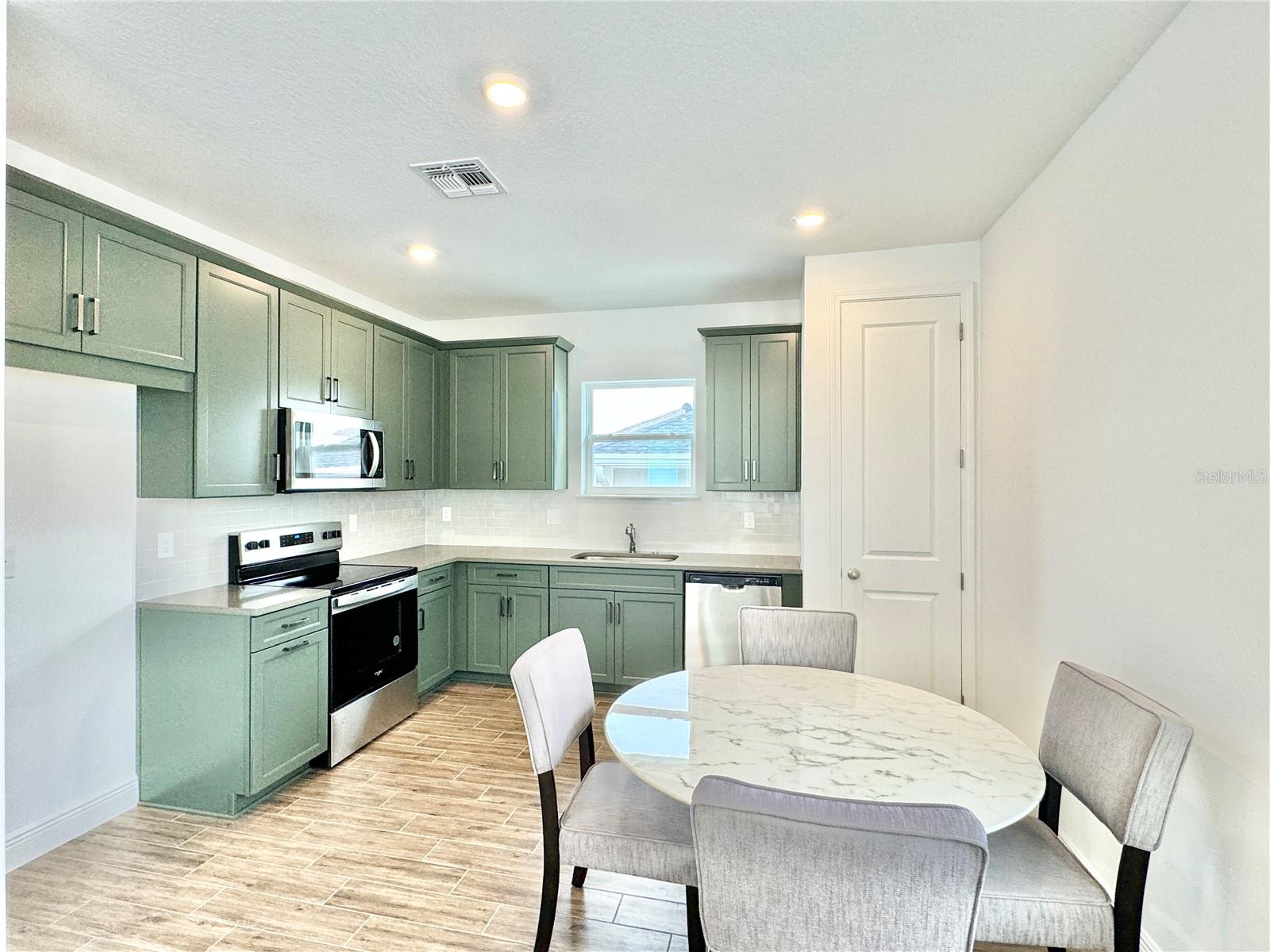 13442 LEGGETT ALY, ORLANDO, FL — photo 10
