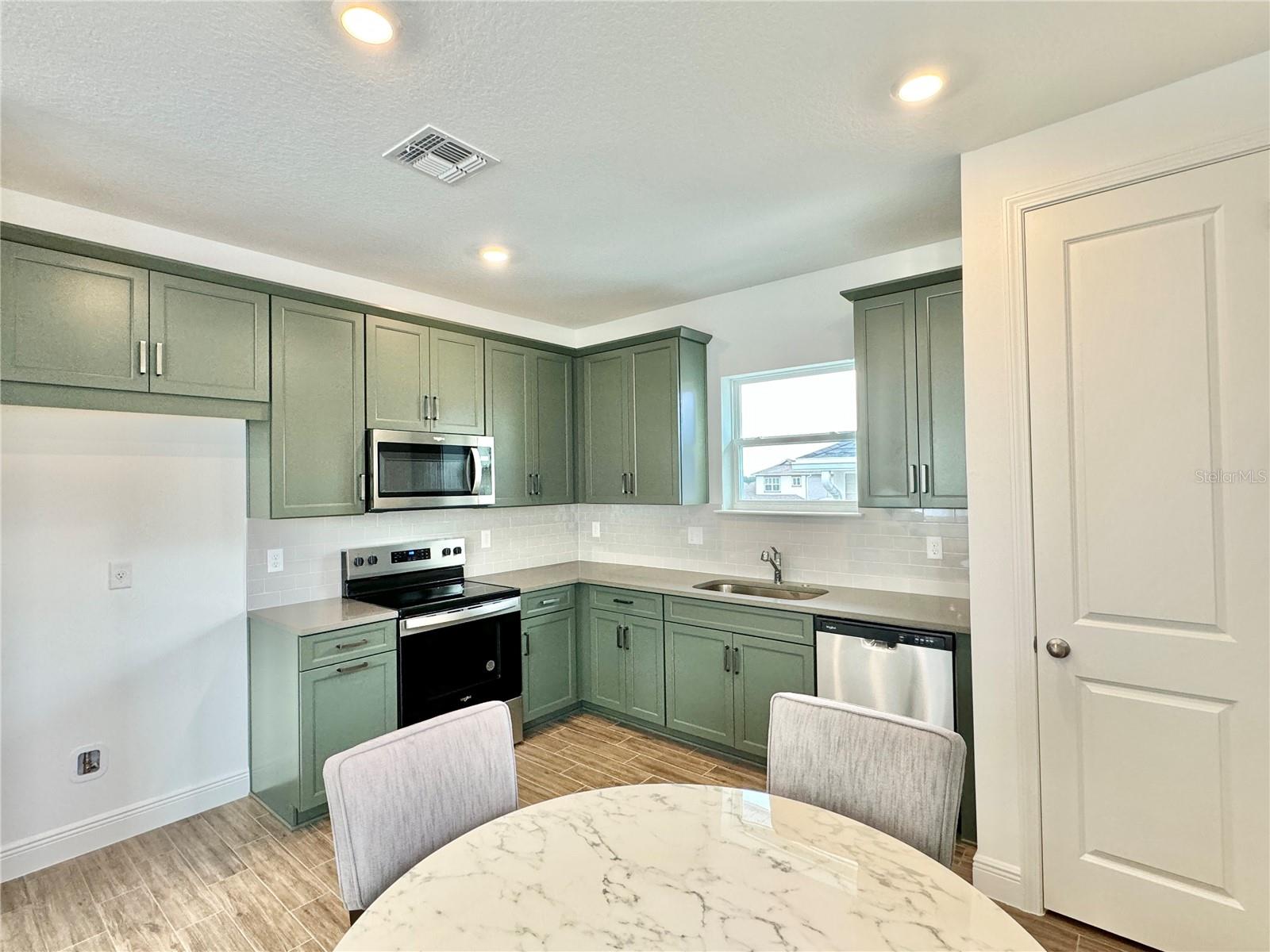 13442 LEGGETT ALY, ORLANDO, FL — photo 11