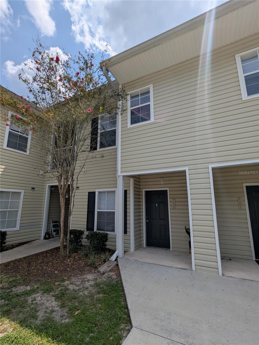 4833 NW 46TH PL #106, GAINESVILLE, FL
