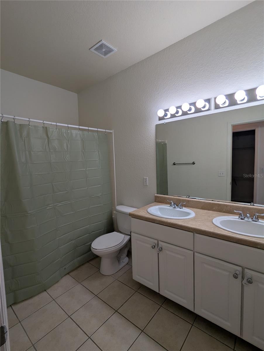 4833 NW 46TH PL #106, GAINESVILLE, FL — photo 34