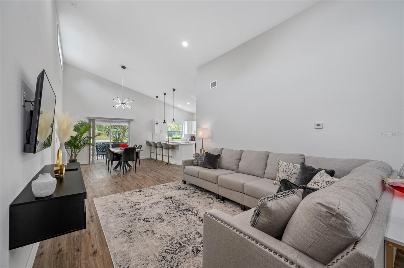 3717 E CLIFTON ST, TAMPA, FL — photo 4