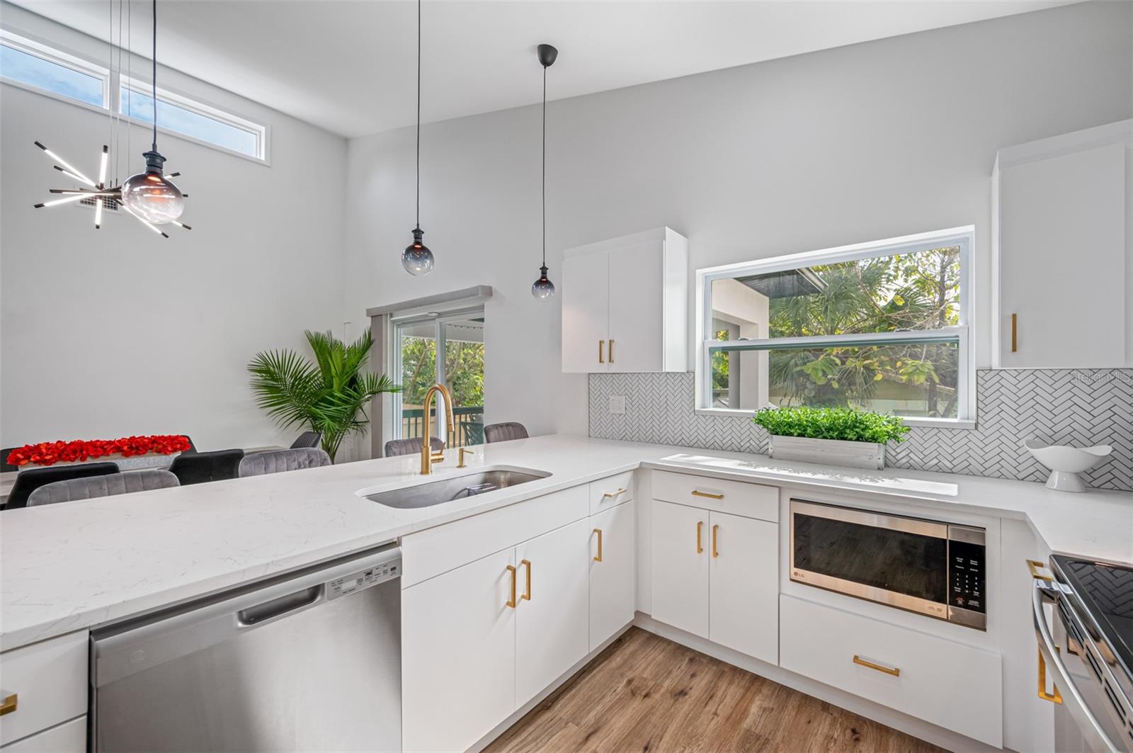 3717 E CLIFTON ST, TAMPA, FL — photo 18