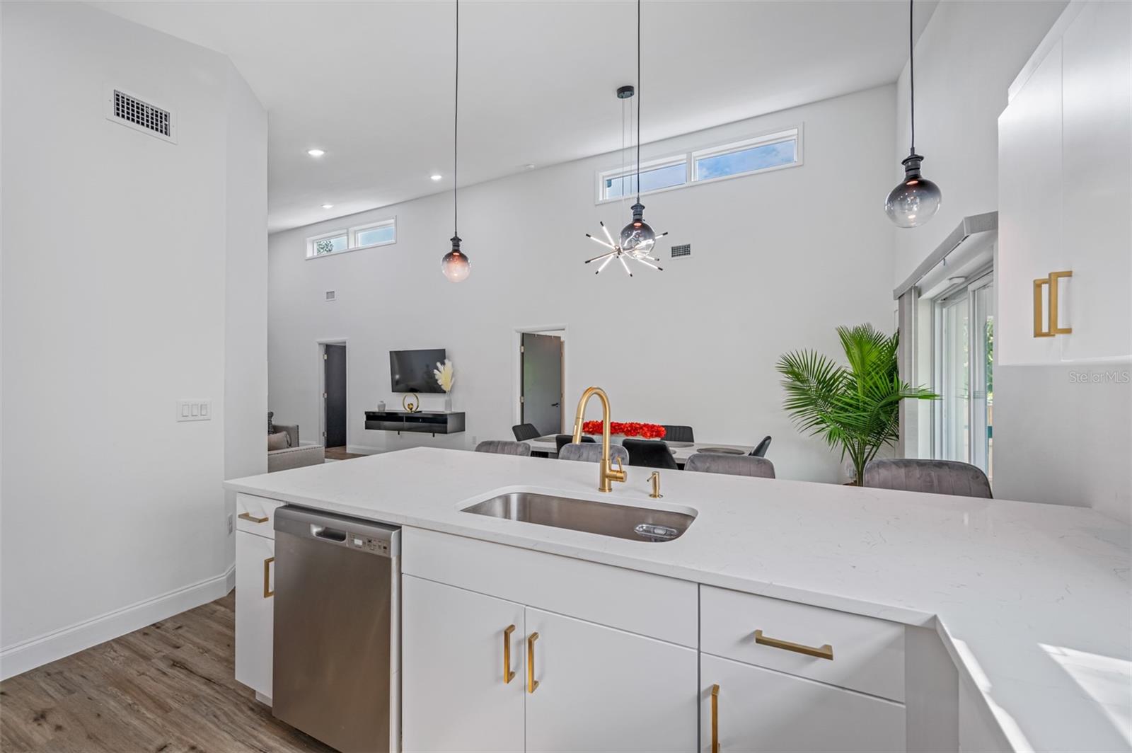 3717 E CLIFTON ST, TAMPA, FL — photo 19