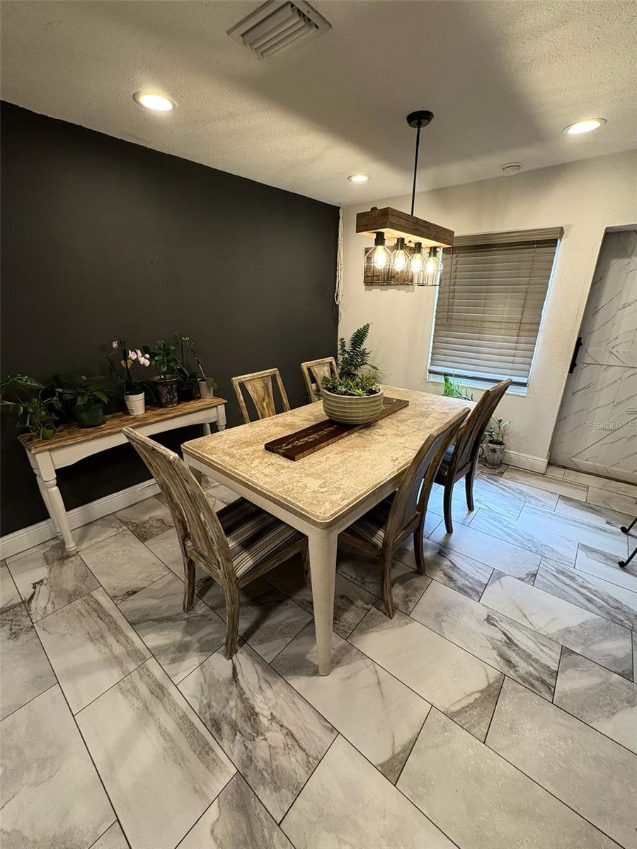 10004 MEMORIAL HWY, TAMPA, FL — photo 8