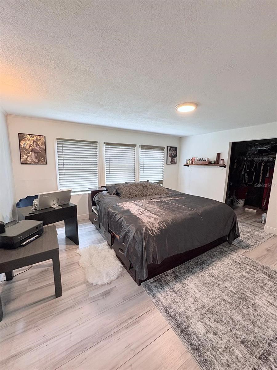 10004 MEMORIAL HWY, TAMPA, FL — photo 17