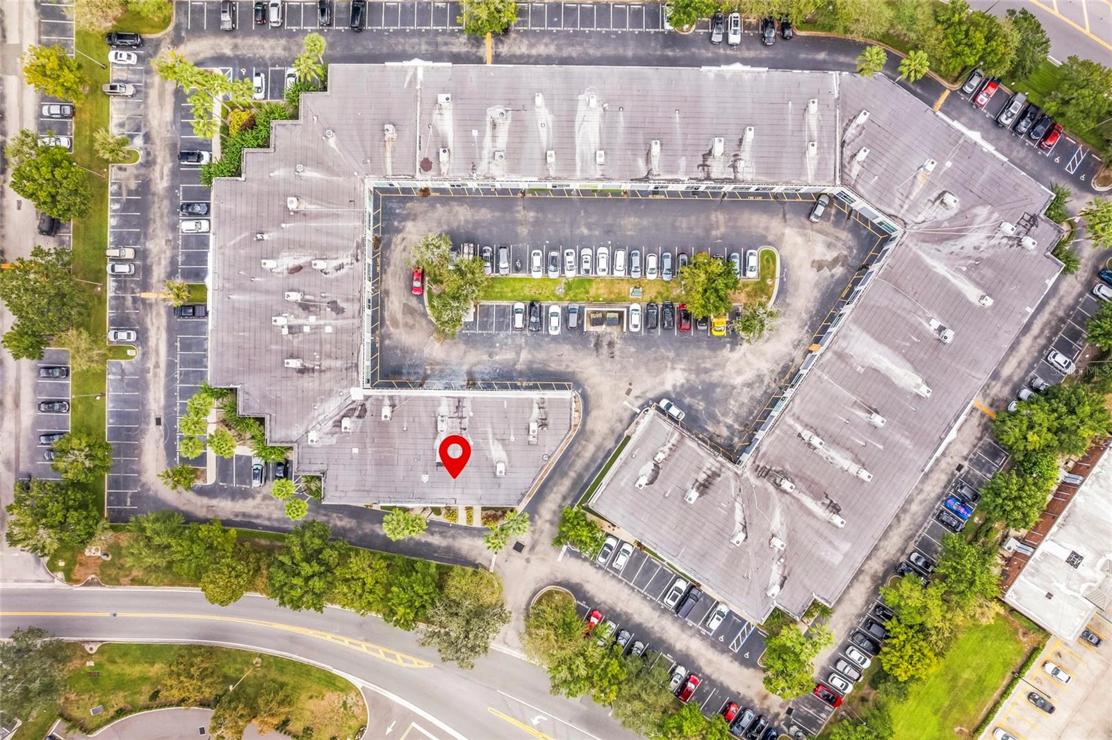 7901 KINGSPOINTE PKWY #2, ORLANDO, FL — photo 17