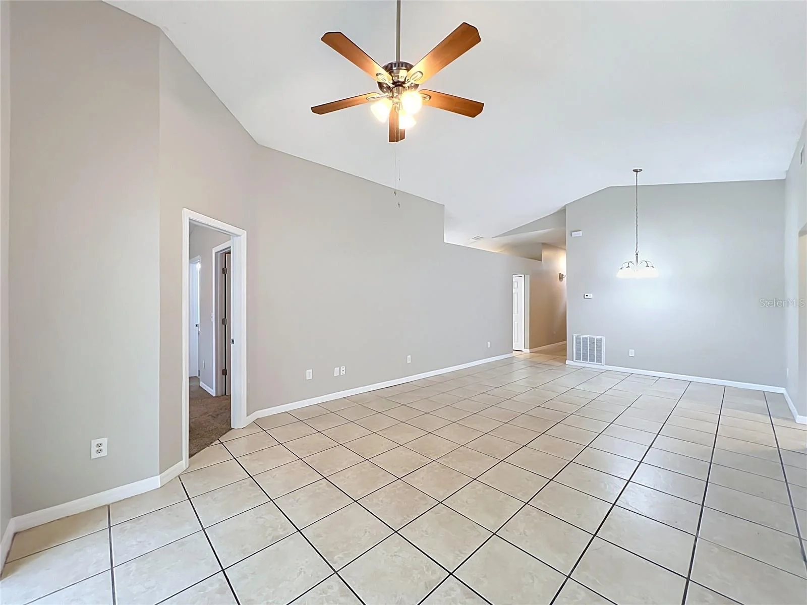 1005 WINDING WATER WAY, CLERMONT, FL — photo 8