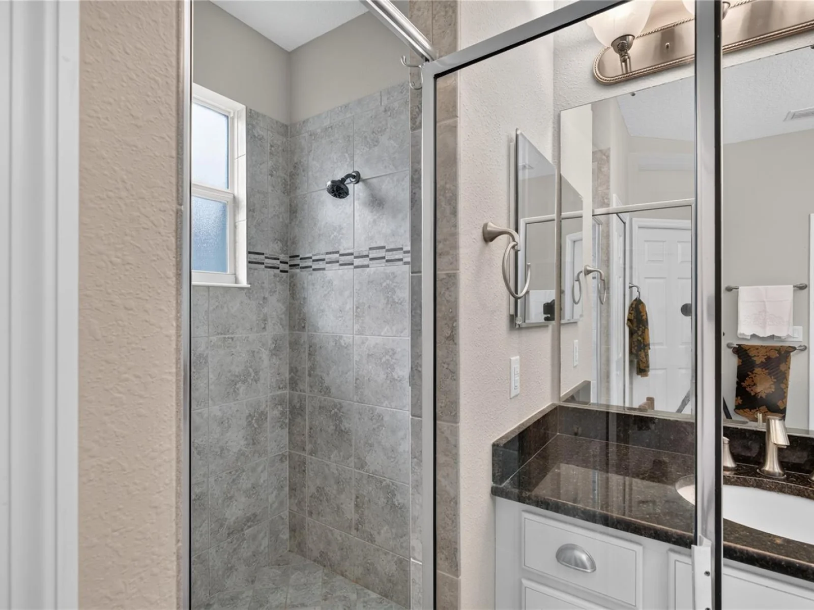 8356 BRIDGEPORT BAY CIR, MOUNT DORA, FL — photo 26