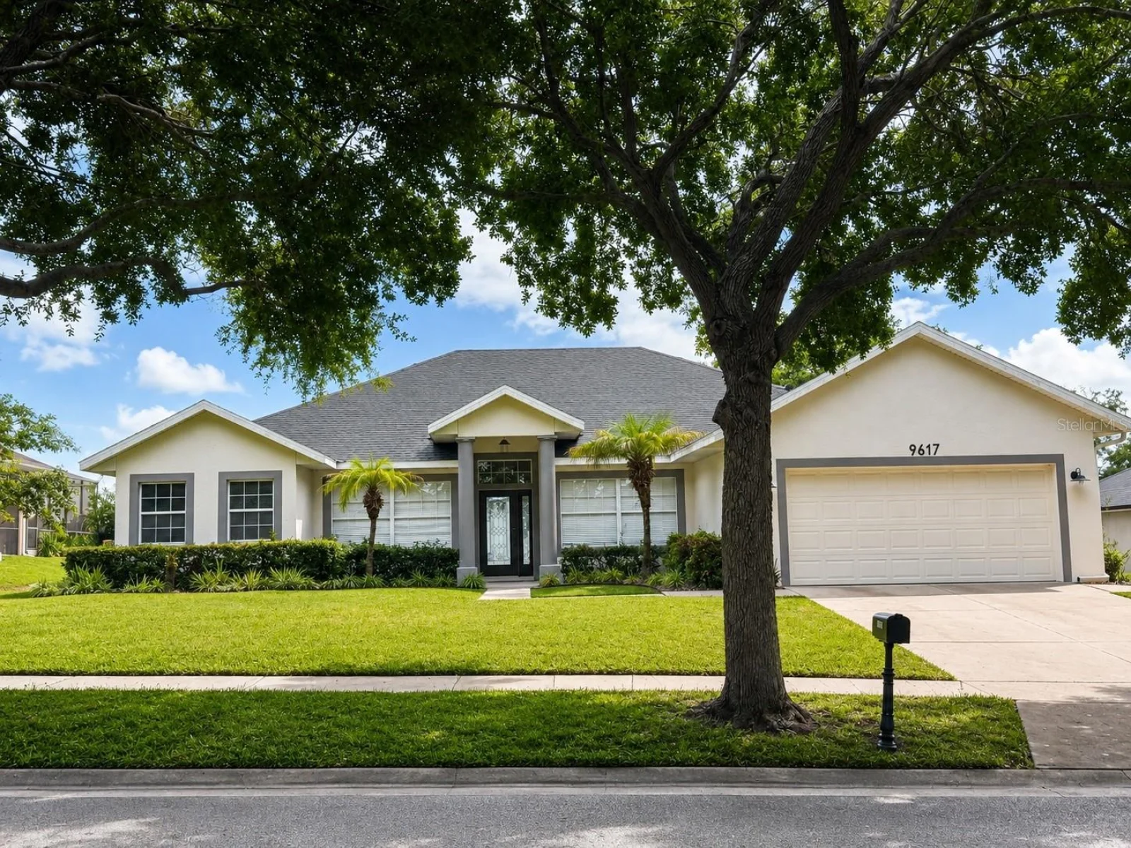 9617 SPRING LAKE DR, CLERMONT, FL — photo 2