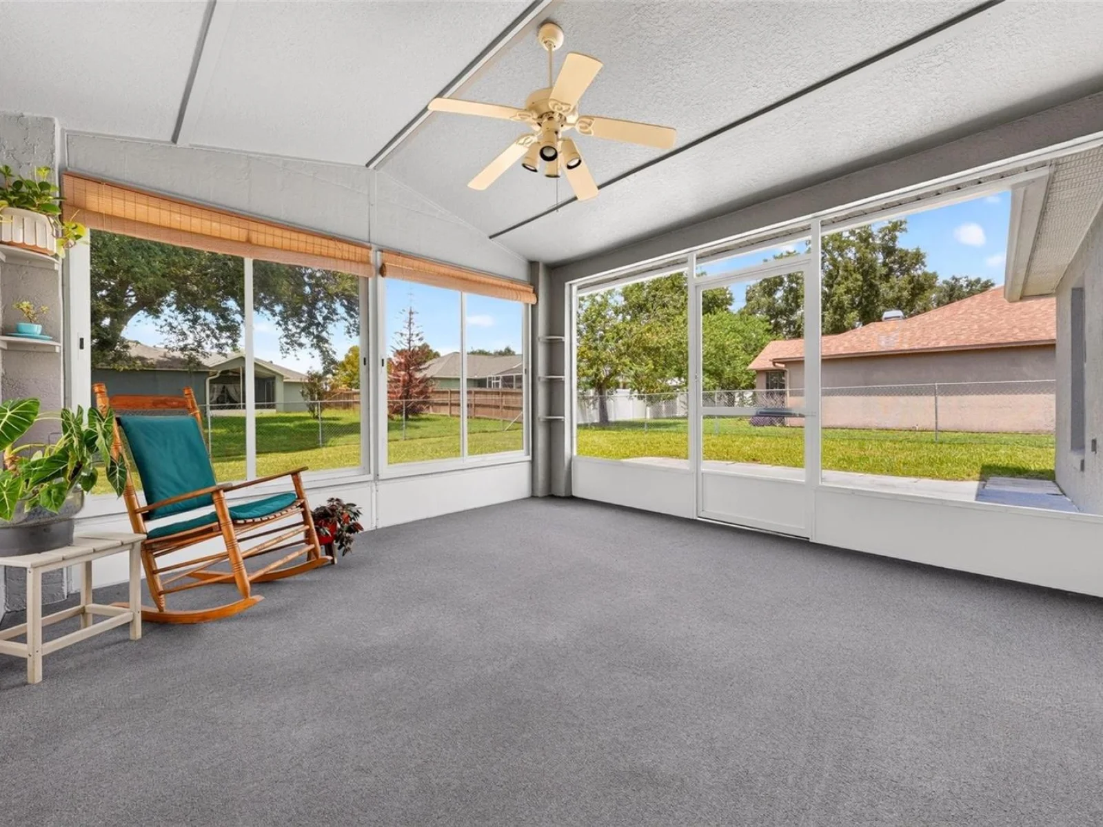 1025 GREEN RIDGE CT, MINNEOLA, FL — photo 30