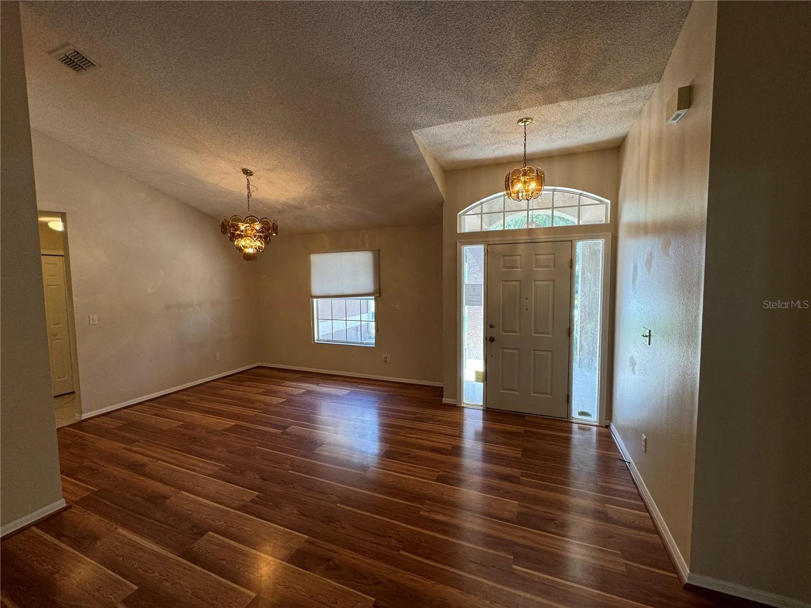 302 BLUFF PASS DR, EUSTIS, FL — photo 3