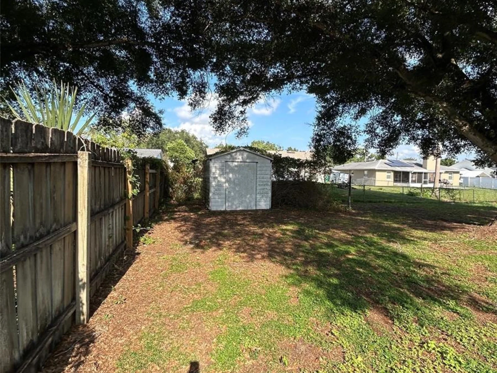 1605 BLACKBERRY CT, EUSTIS, FL — photo 19