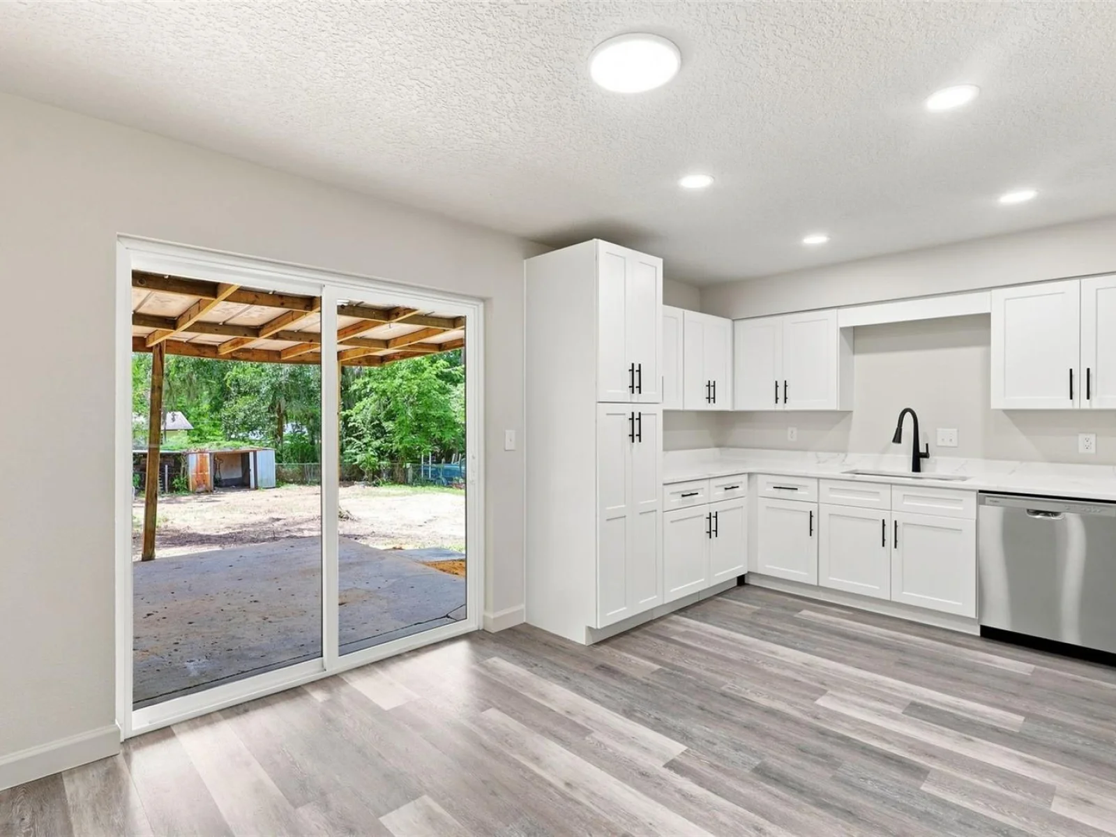 6204 ASHLAND AVE, LEESBURG, FL — photo 25