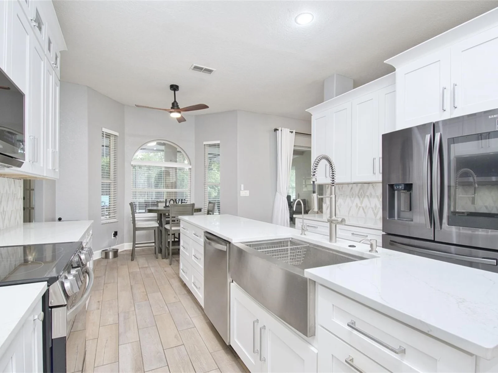 10537 VERSAILLES BLVD, CLERMONT, FL — photo 4