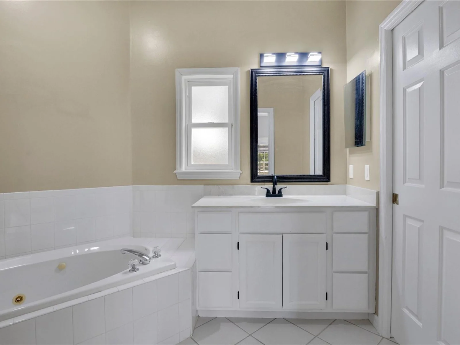 22841 STALLION DR, SORRENTO, FL — photo 19