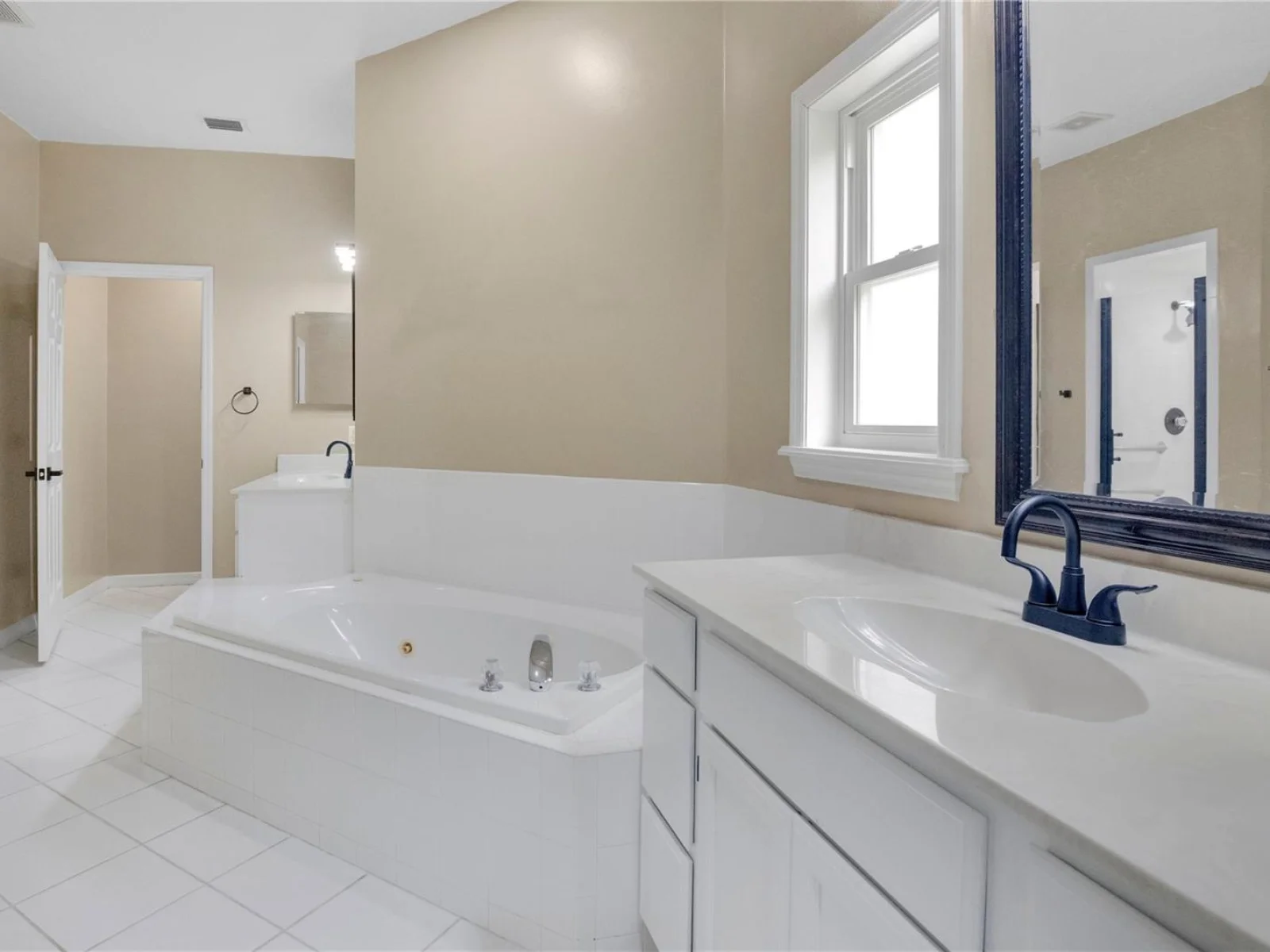 22841 STALLION DR, SORRENTO, FL — photo 21