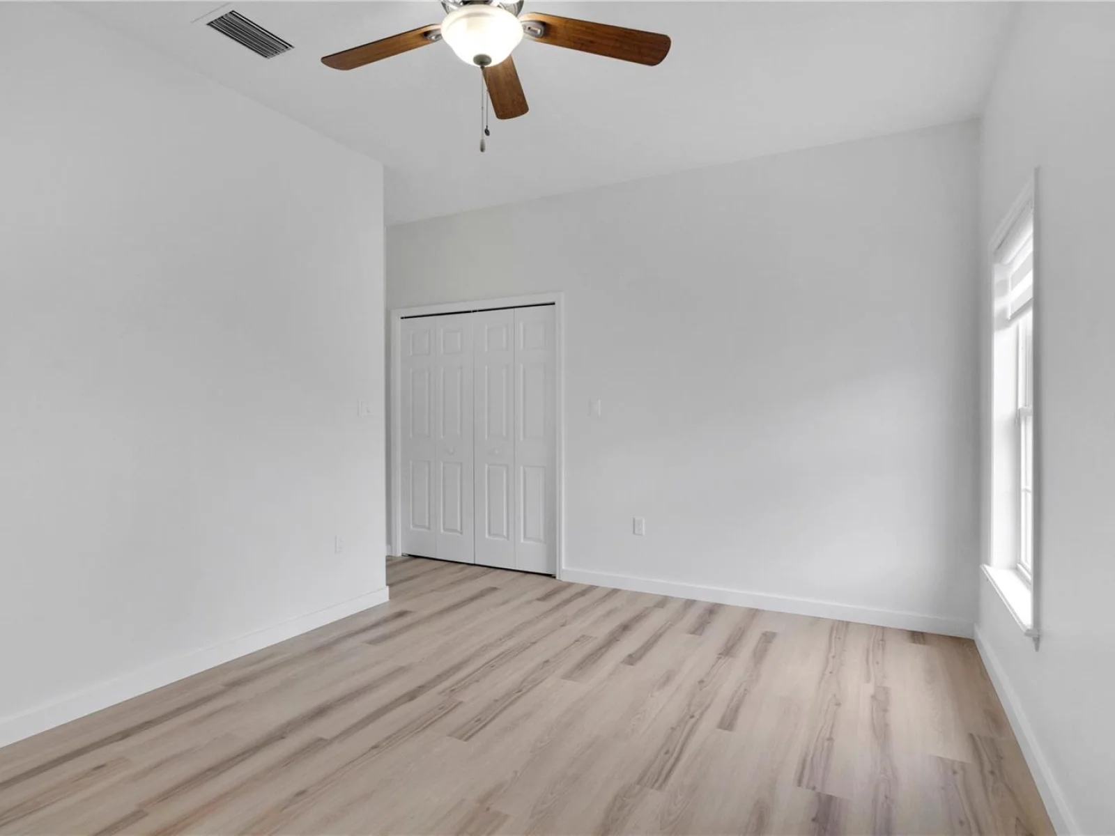 22841 STALLION DR, SORRENTO, FL — photo 28