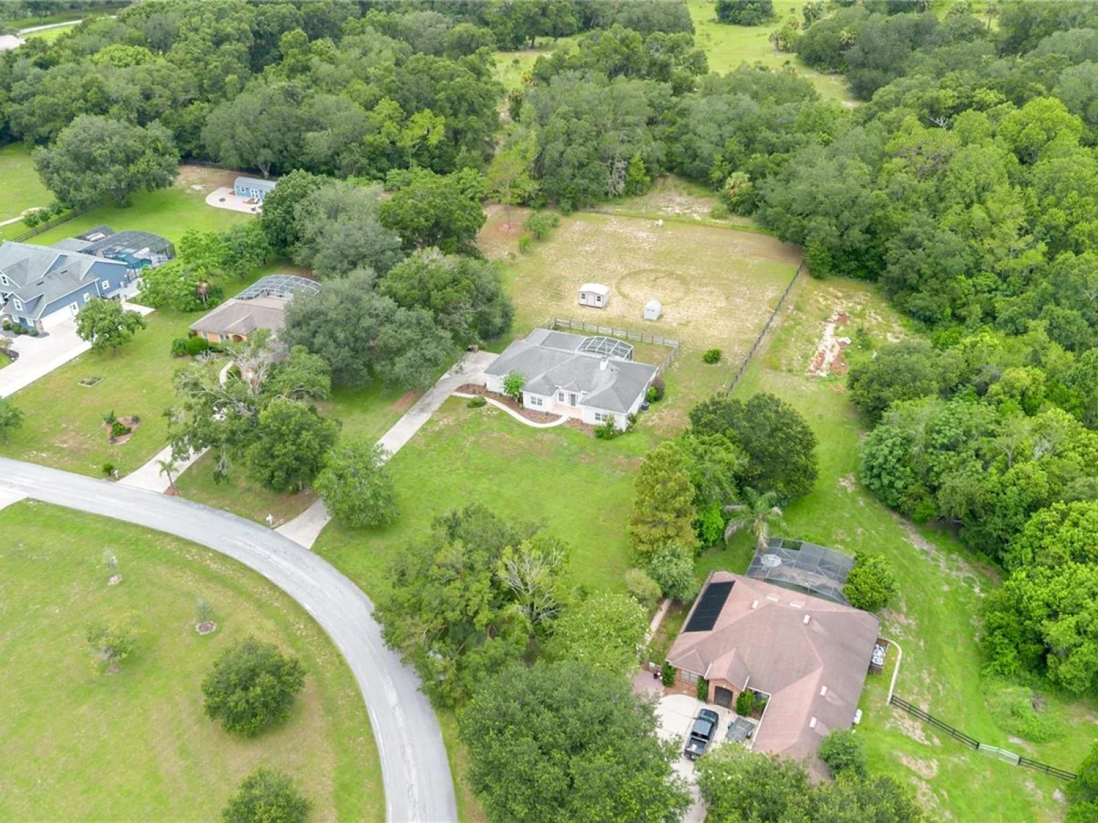 22841 STALLION DR, SORRENTO, FL — photo 38
