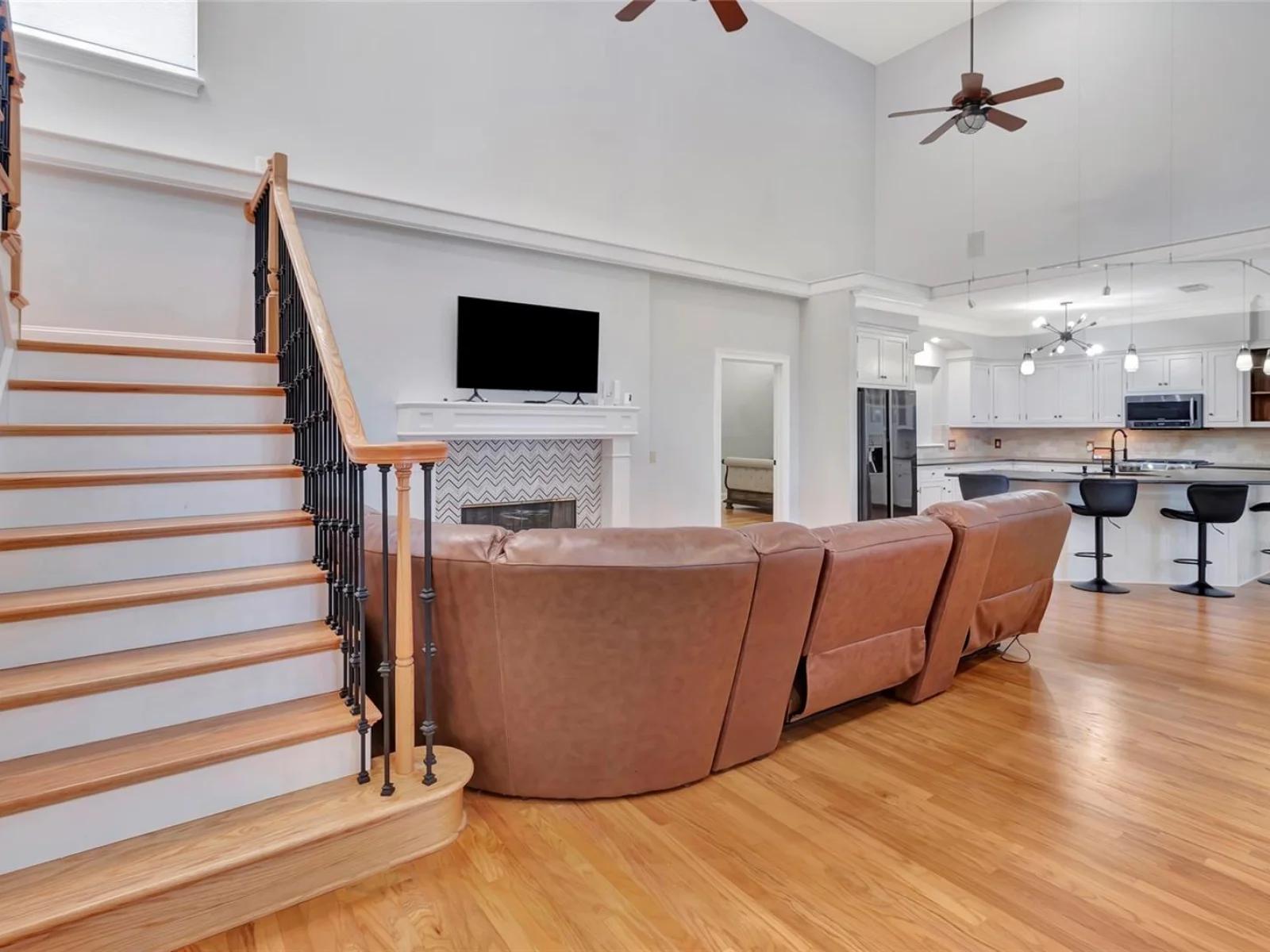 1215 LAKESHORE DR, EUSTIS, FL — photo 27