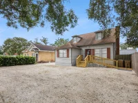 25 E PINECREST AVE — photo 1