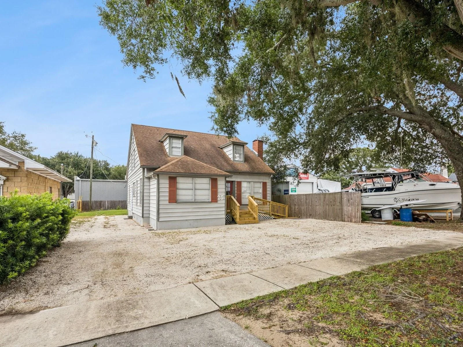 25 E PINECREST AVE, EUSTIS, FL — photo 2