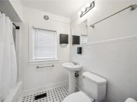 25 E PINECREST AVE — photo 31