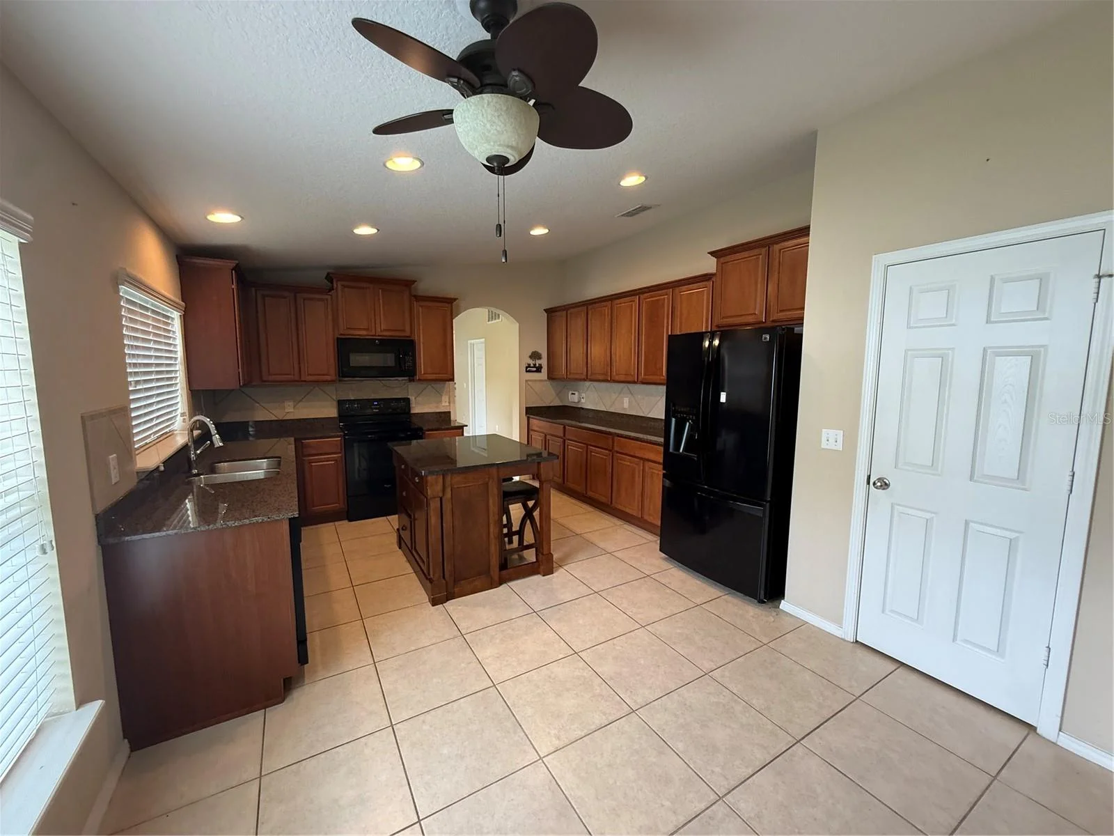 3067 SANTA MARCOS DR, CLERMONT, FL — photo 11