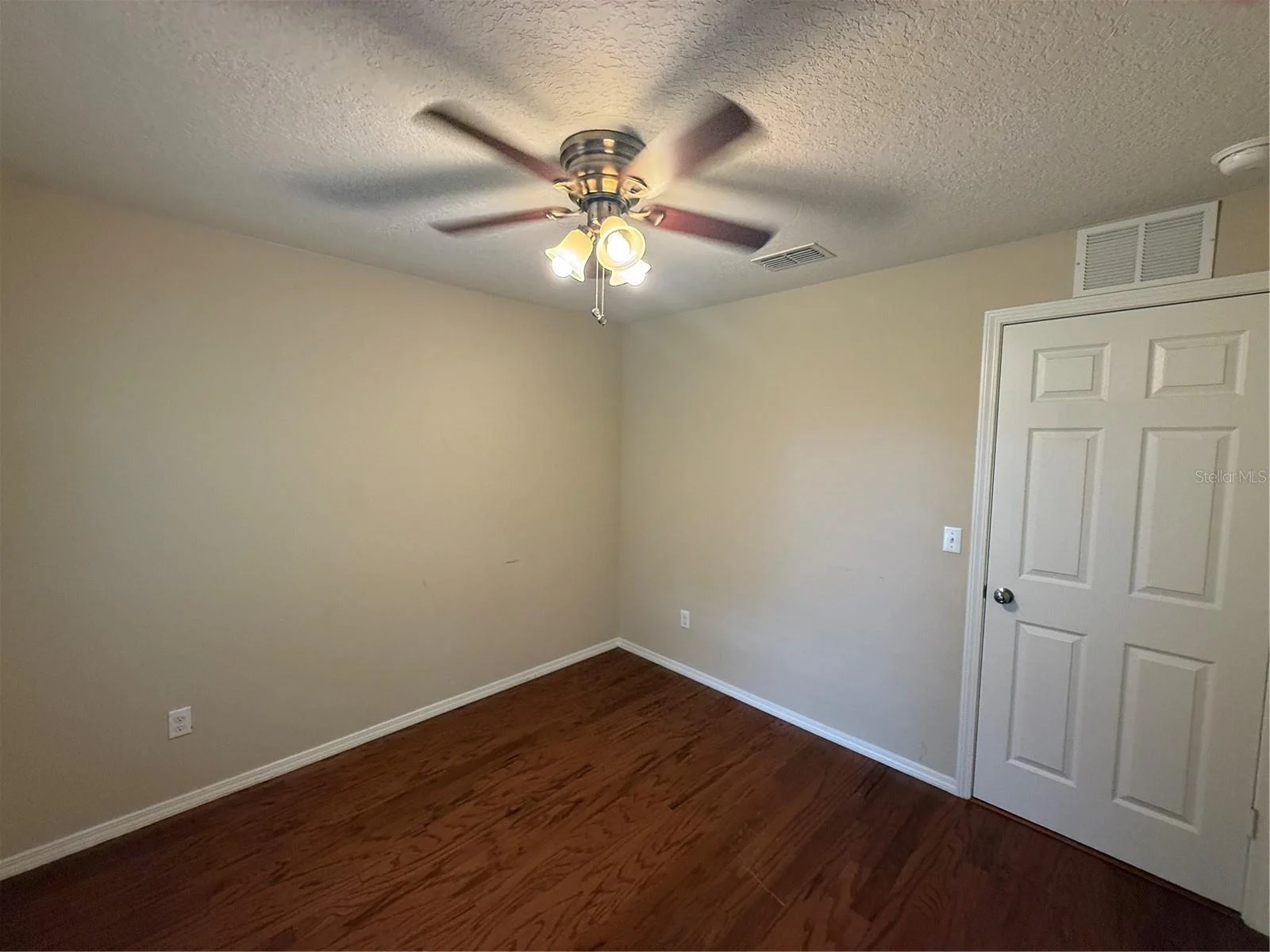 3067 SANTA MARCOS DR, CLERMONT, FL — photo 15