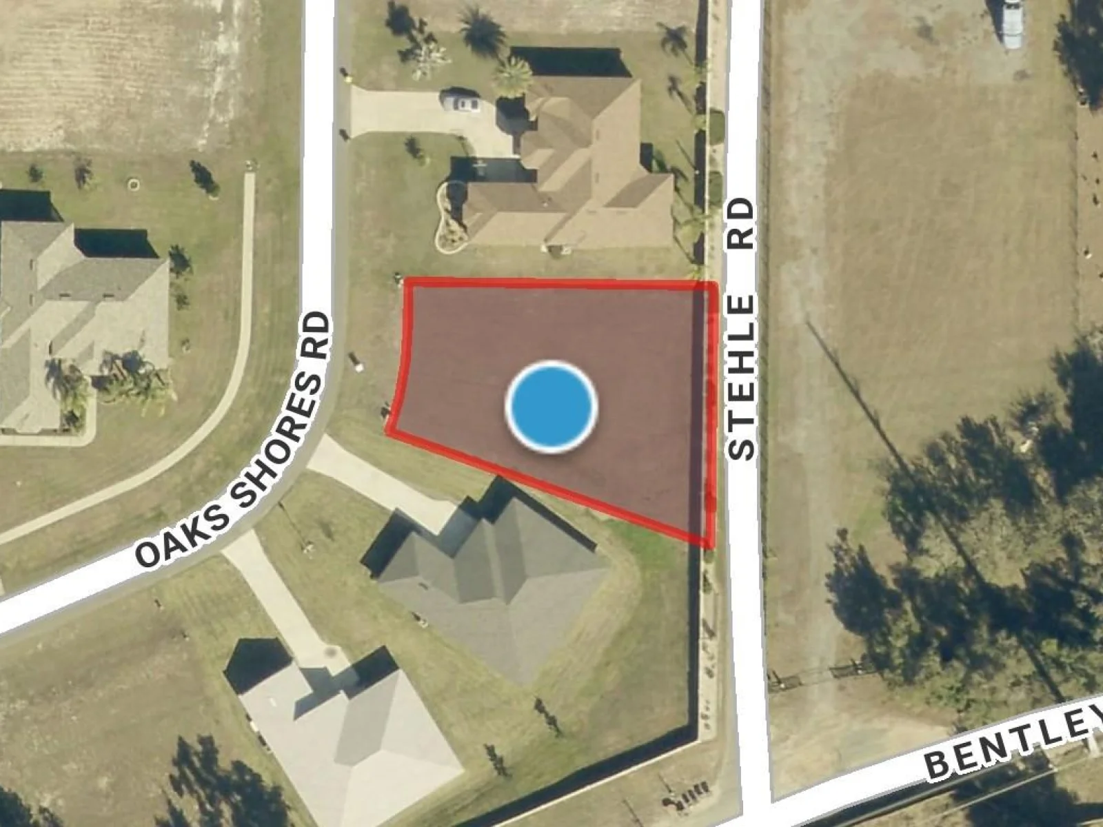 817 OAKS SHORES RD, LEESBURG, FL — photo 1