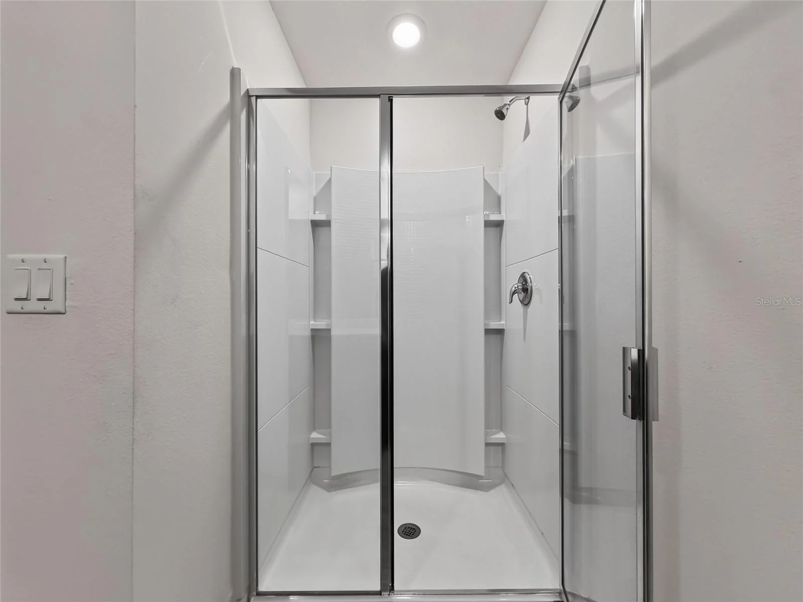 1552 WYNFORD CIR, TAVARES, FL — photo 17