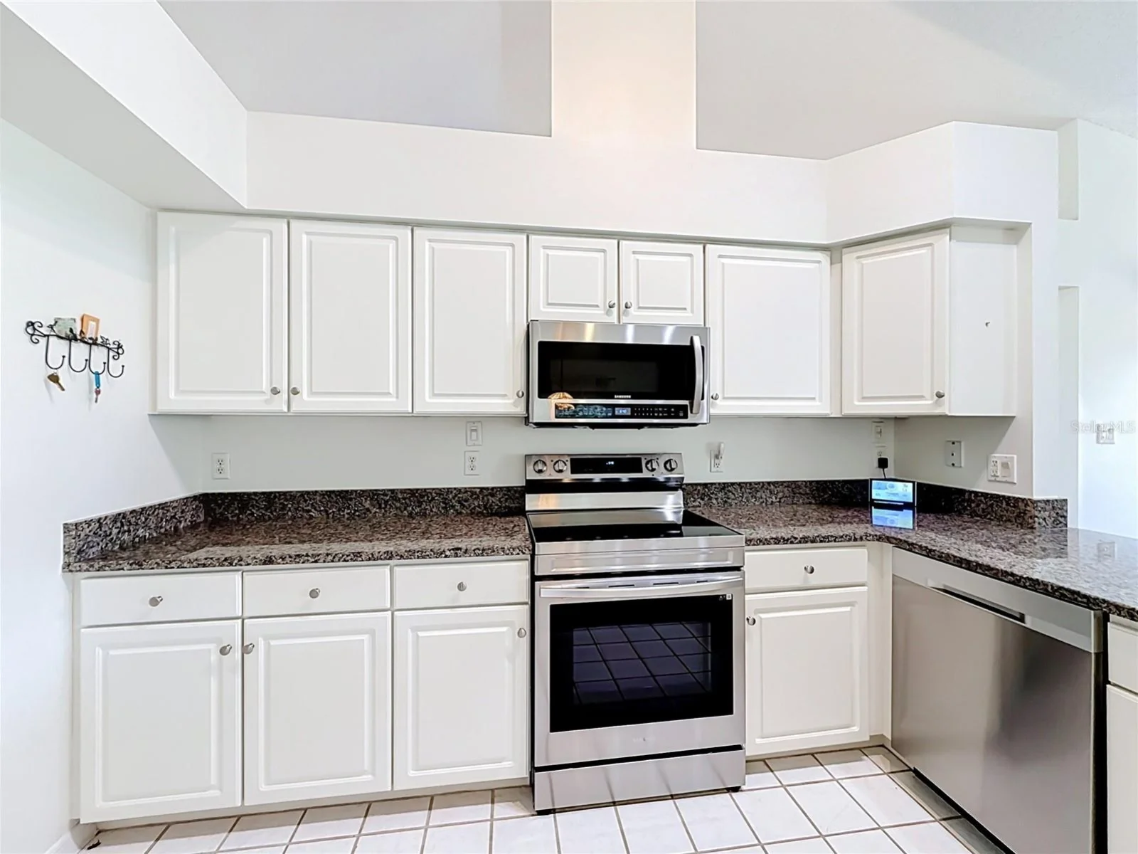 25106 MERIWEATHER RD, LEESBURG, FL — photo 20