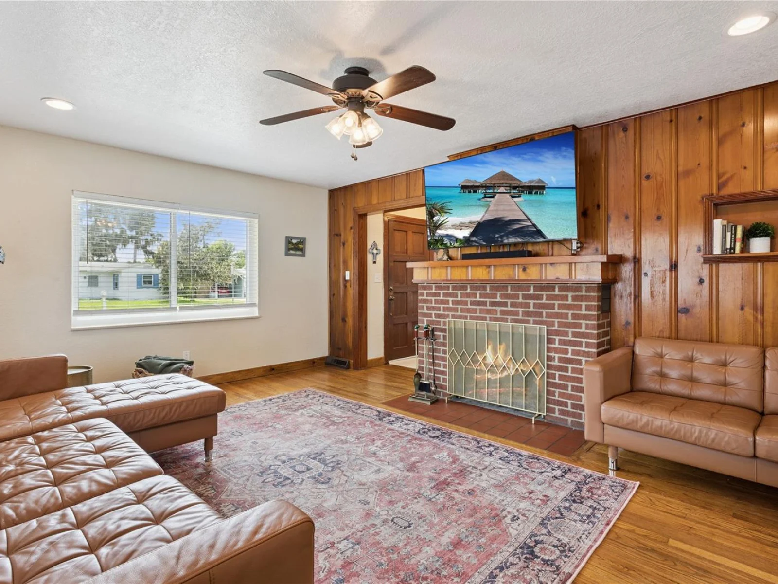 723 N ROCKINGHAM AVE, TAVARES, FL — photo 13