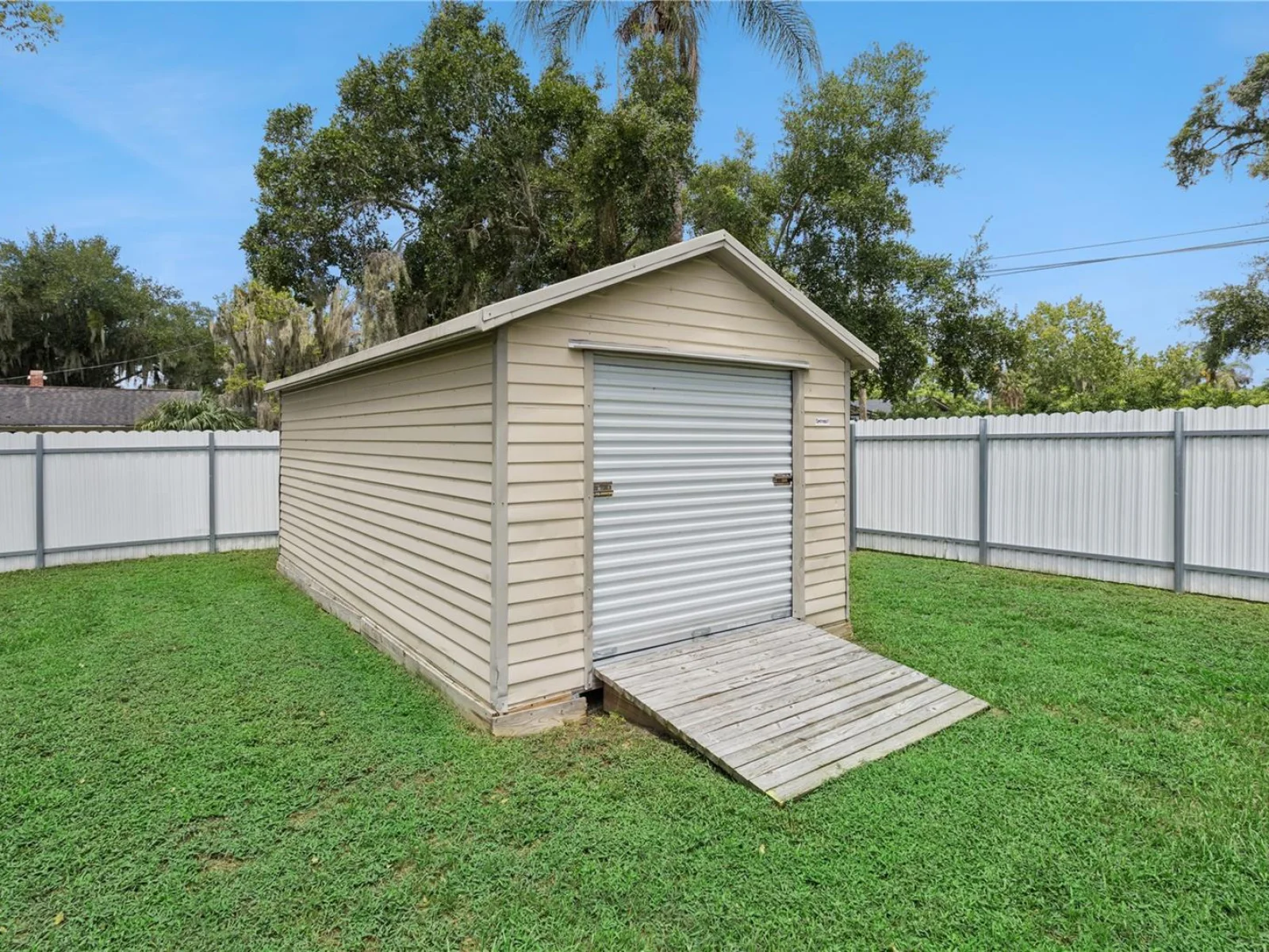 723 N ROCKINGHAM AVE, TAVARES, FL — photo 37