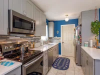 1005 W MONTROSE ST — photo 12