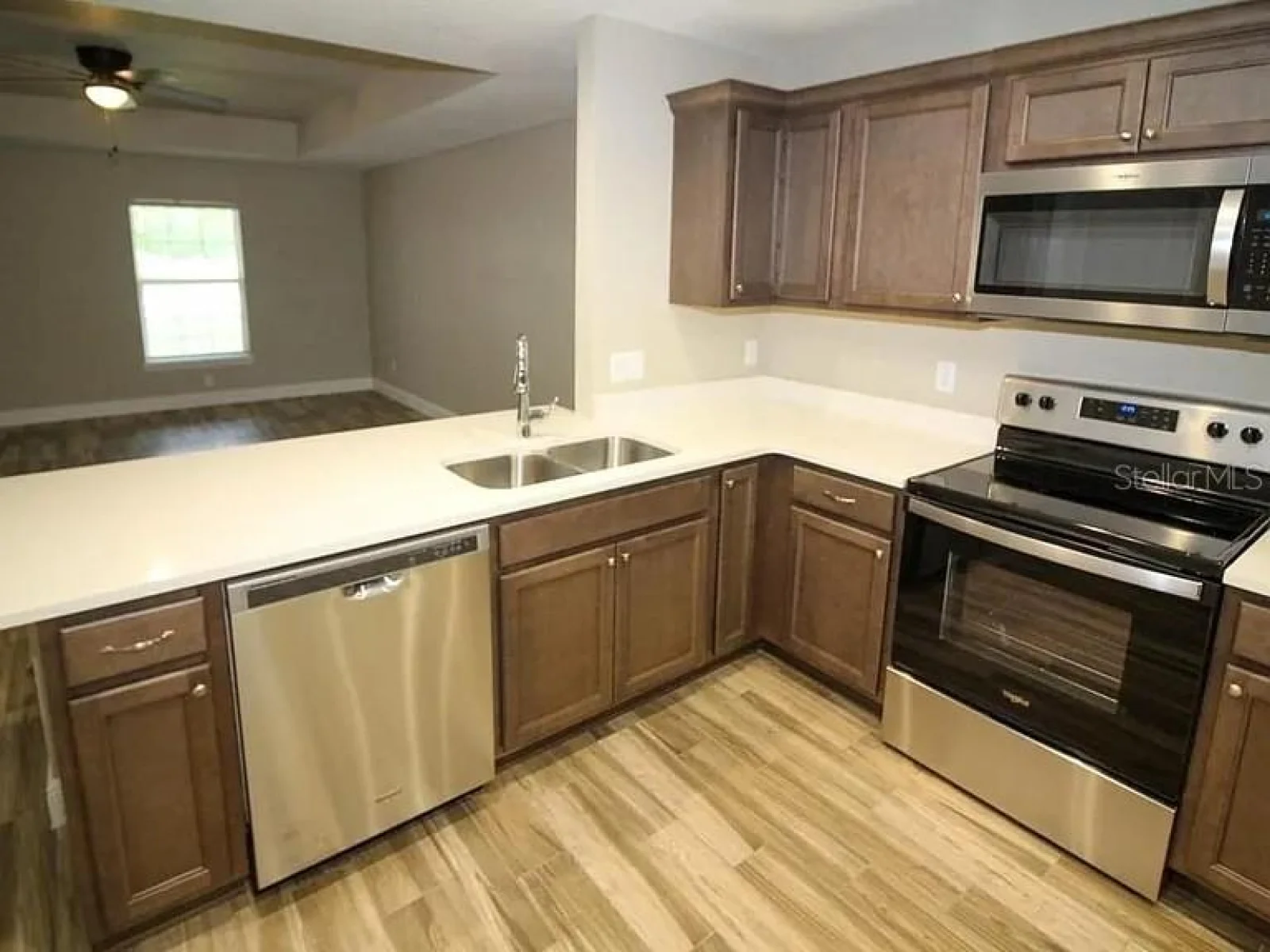 * 202 W IDLEWILD AVE & 506 FAHNSTOCK ST, EUSTIS, FL — photo 5