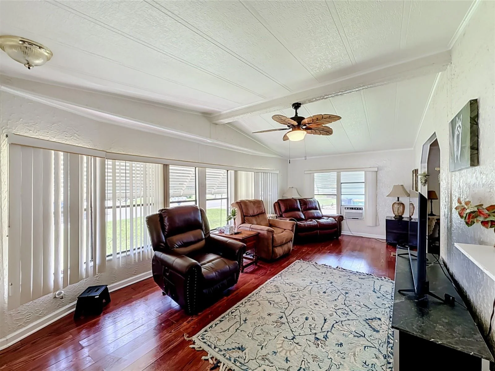 1157 CAPELLA DR, TAVARES, FL — photo 15