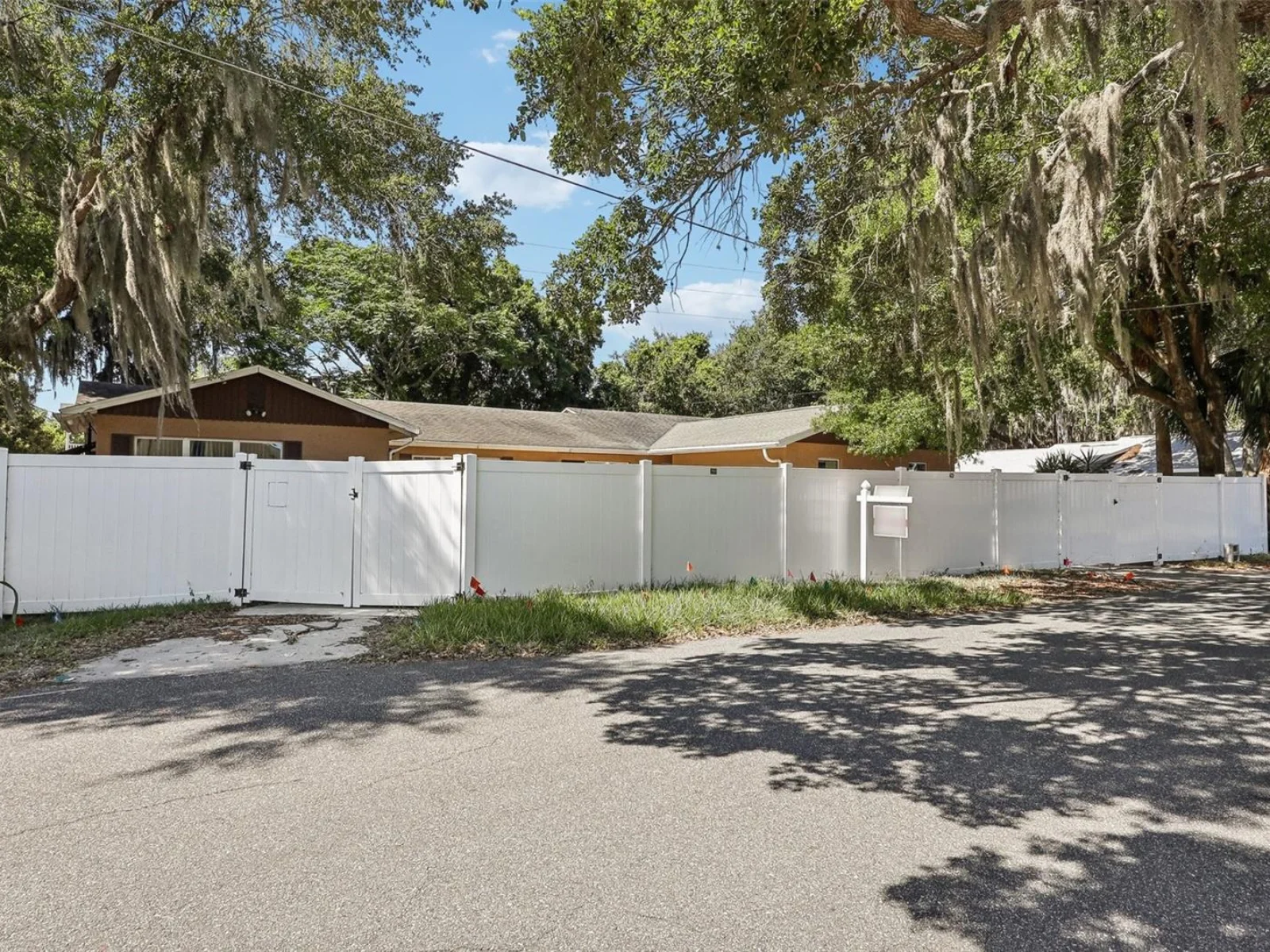 201 ROSEFIELD AVE, LEESBURG, FL — photo 41