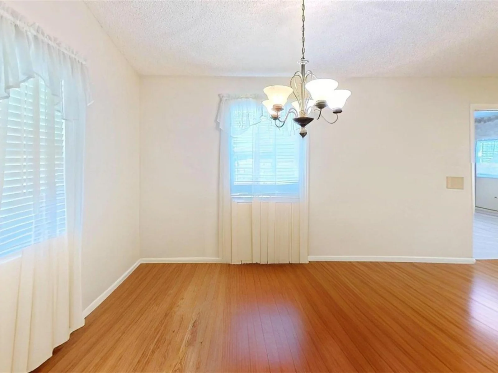1410 NEW ABBEY AVE, LEESBURG, FL — photo 20