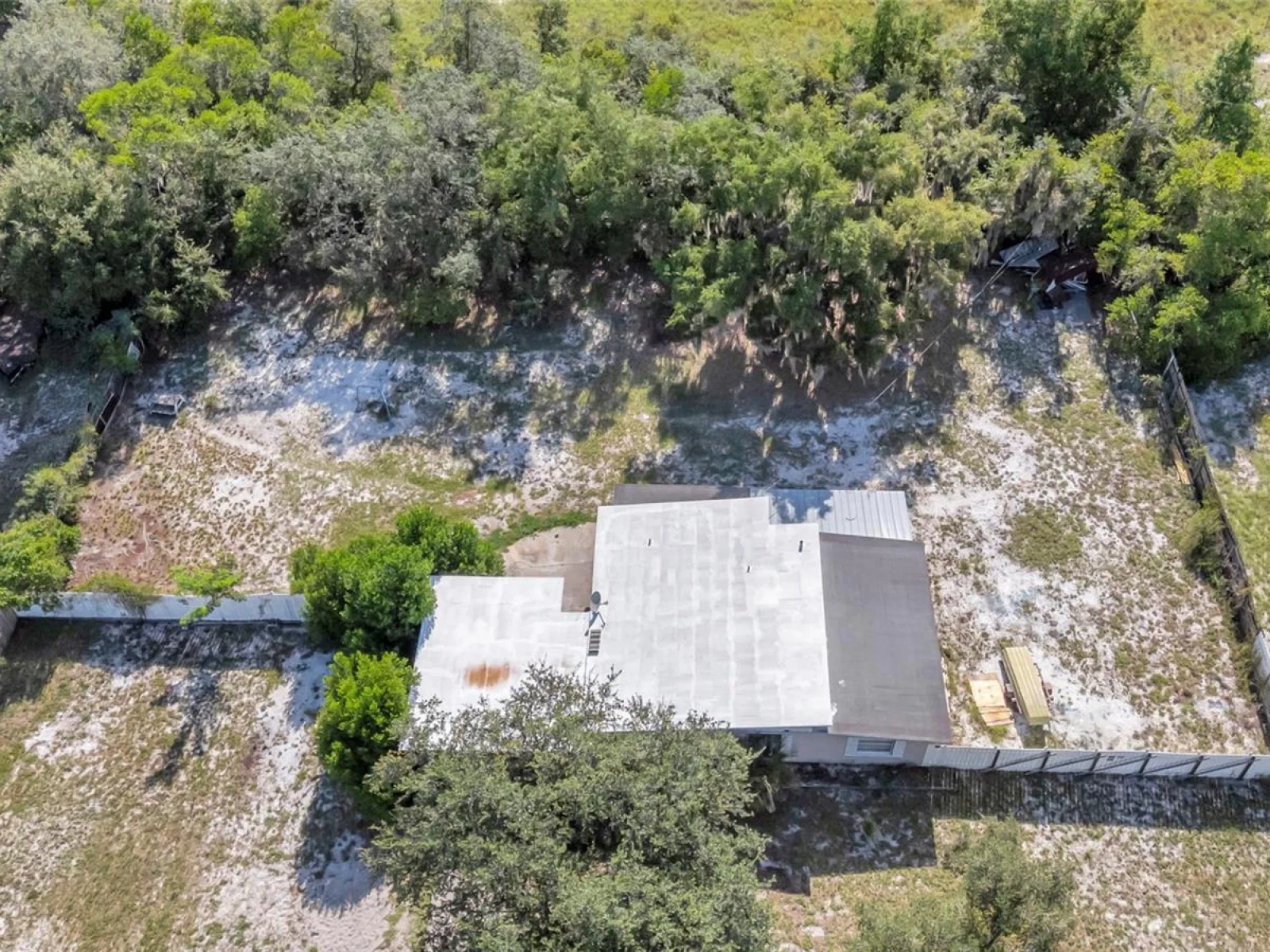 809 DONNELLY ST, EUSTIS, FL — photo 36