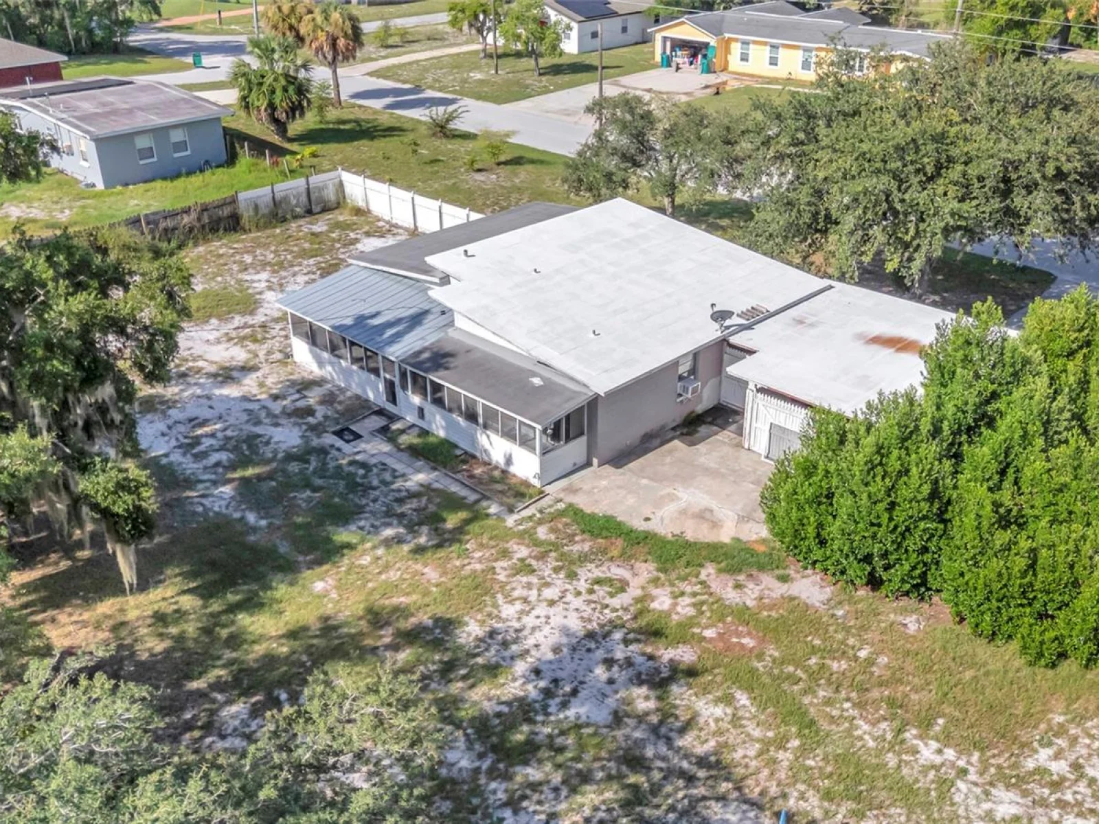 809 DONNELLY ST, EUSTIS, FL — photo 40