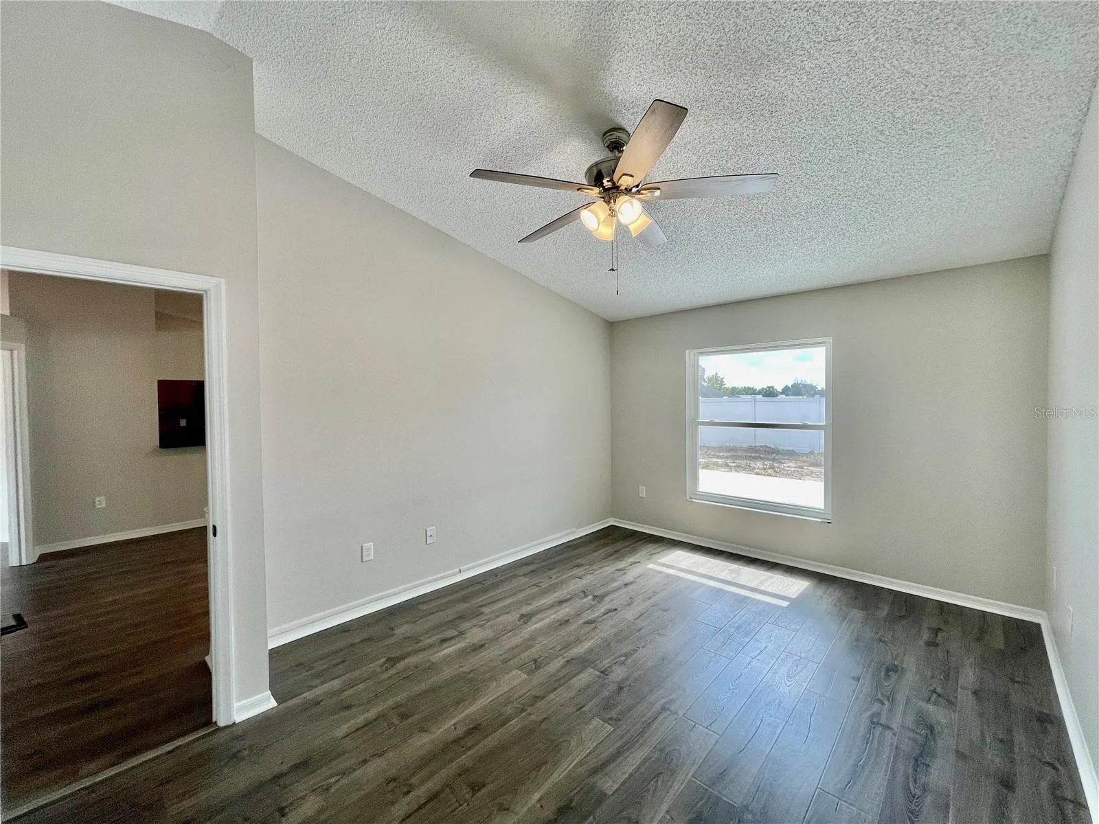 2205 PINK GRAPEFRUIT TRL, CLERMONT, FL — photo 11